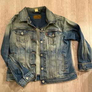 Women’s Levi Denim jacket